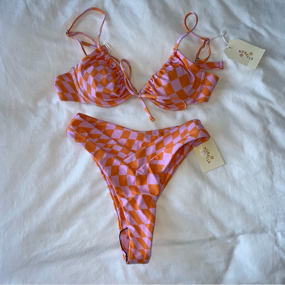 Aurelle Riza Set NWT - Picture 2 of 3